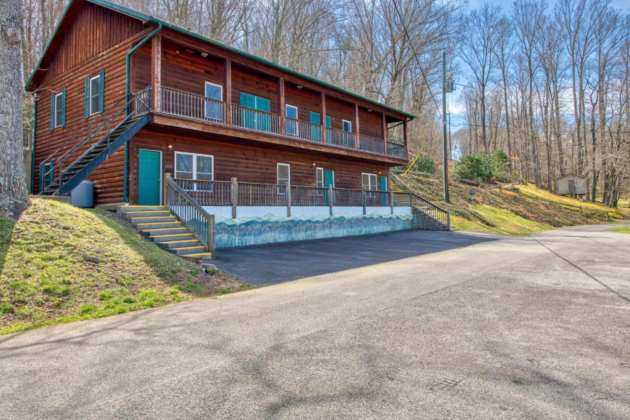 Campground Apts Lake Junaluska Kültér fotó