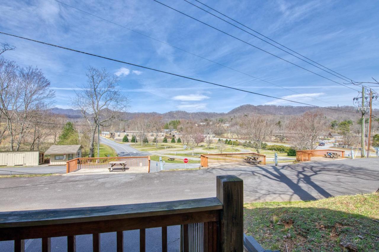 Campground Apts Lake Junaluska Kültér fotó